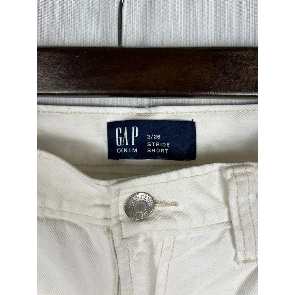GAP‎ Denim Shorts Womens 2/26 White Stride Short Frayed Hem Distressed Cotton